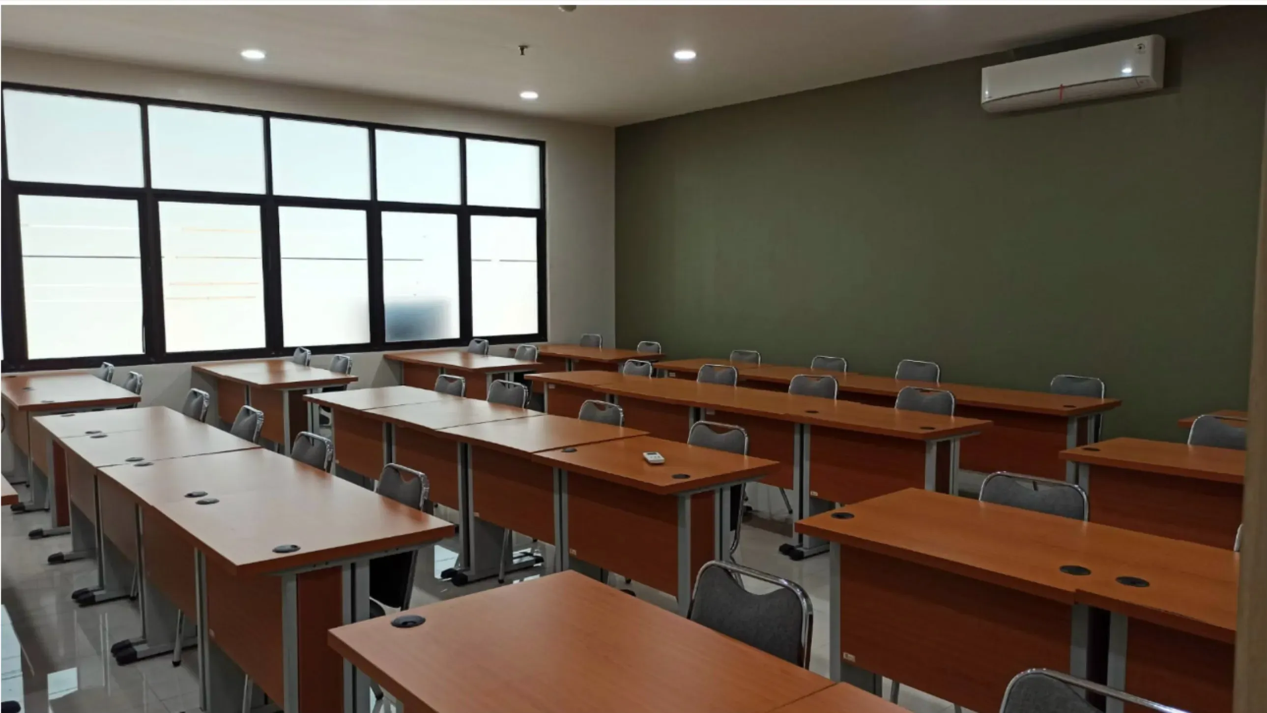 Universitas Trisakti seminar room